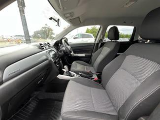 2016 Suzuki Vitara - Thumbnail