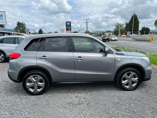 2016 Suzuki Vitara - Thumbnail