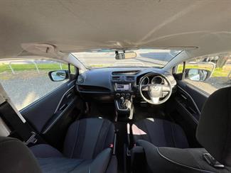 2013 Mazda Premacy - Thumbnail