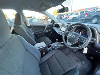 2014 Toyota RAV4 - Thumbnail