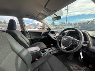 2014 Toyota RAV4 - Thumbnail