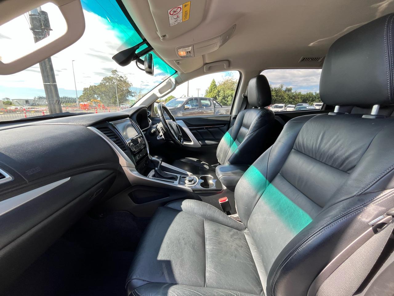 2017 Mitsubishi Pajero Sport