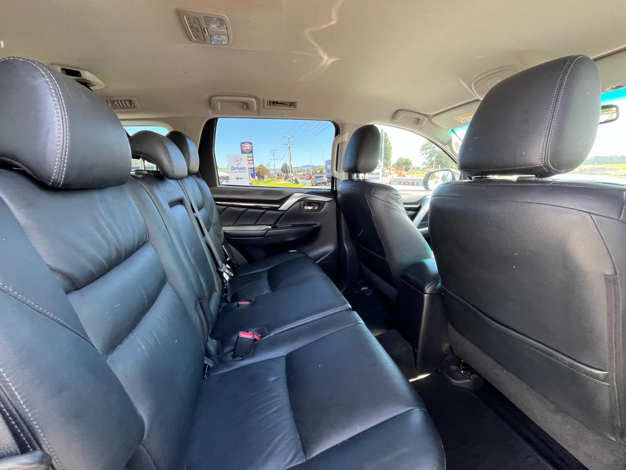 2017 Mitsubishi Pajero Sport