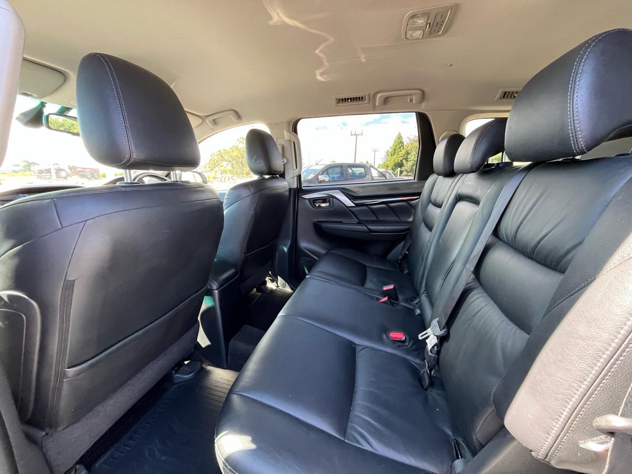 2017 Mitsubishi Pajero Sport