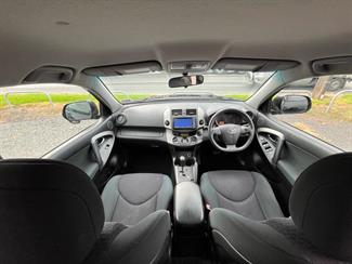 2011 Toyota Vanguard - Thumbnail