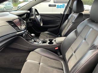 2017 Holden Commodore - Thumbnail