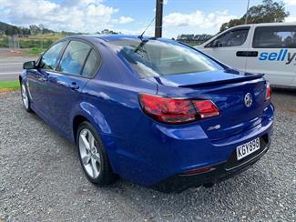 2017 Holden Commodore - Thumbnail