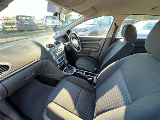 2006 Ford Focus - Thumbnail