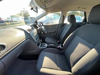 2006 Ford Focus - Thumbnail