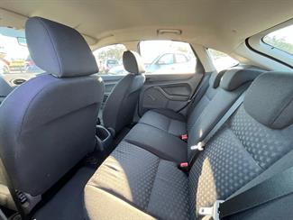 2006 Ford Focus - Thumbnail