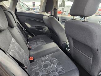 2012 Ford Fiesta - Thumbnail