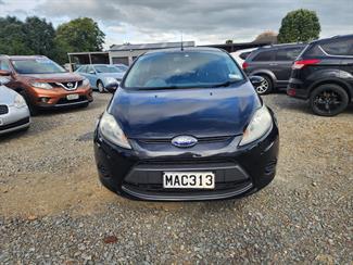 2012 Ford Fiesta - Thumbnail