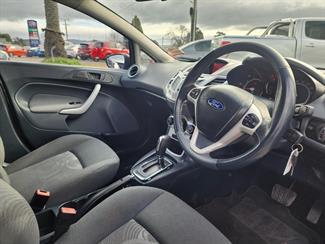 2012 Ford Fiesta - Thumbnail