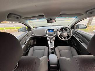 2014 Holden Cruze - Thumbnail