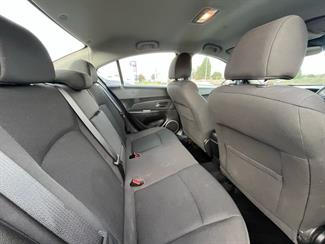 2014 Holden Cruze - Thumbnail