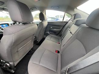 2014 Holden Cruze - Thumbnail