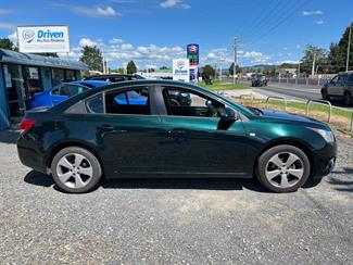2014 Holden Cruze - Thumbnail