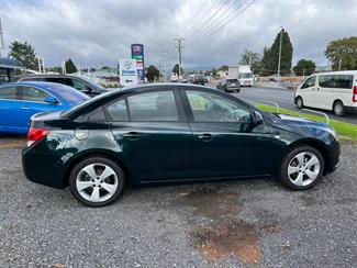 2014 Holden Cruze - Thumbnail