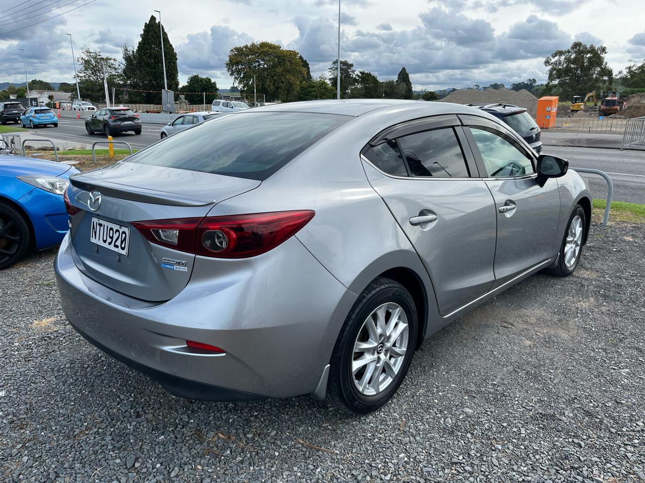 2014 Mazda Axela