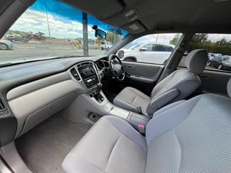 2006 Toyota Highlander - Thumbnail