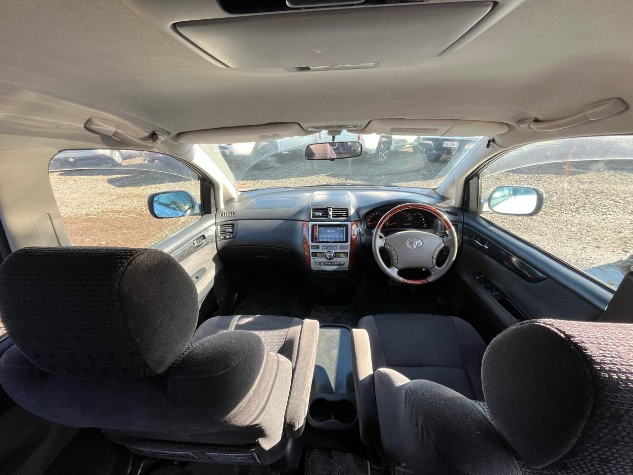 2007 Toyota Ipsum