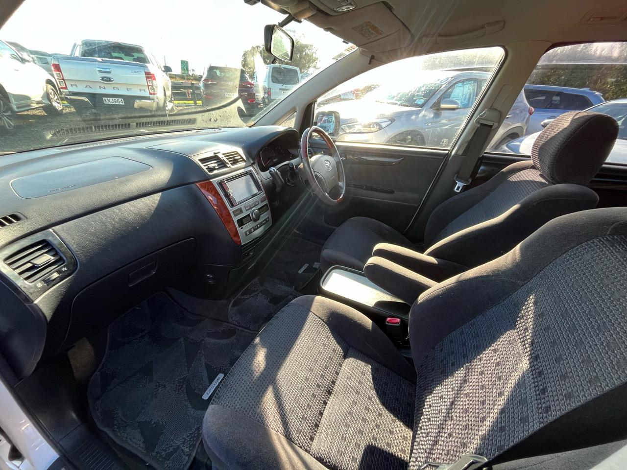 2007 Toyota Ipsum