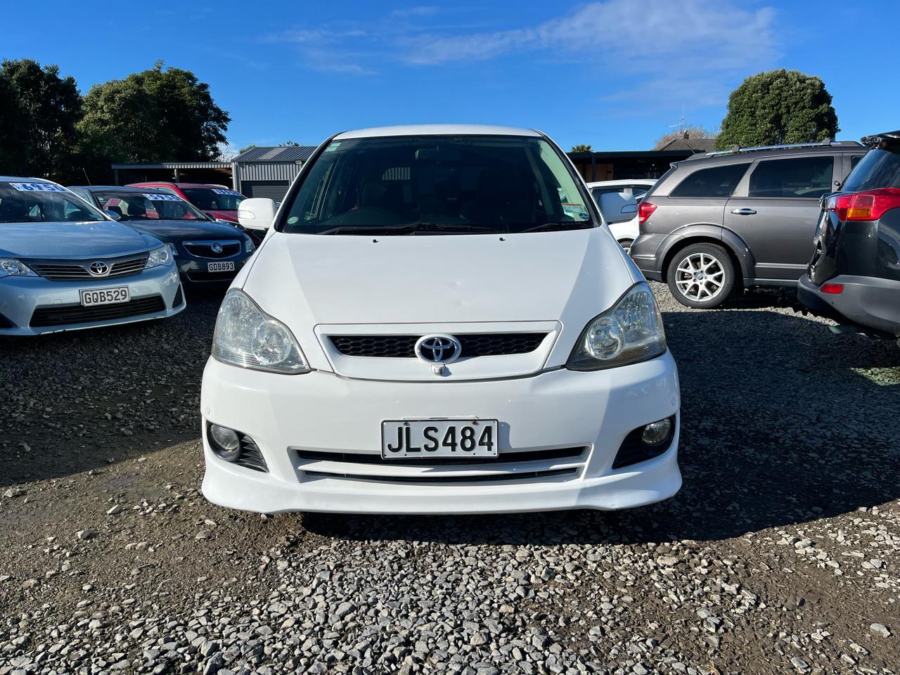 2007 Toyota Ipsum