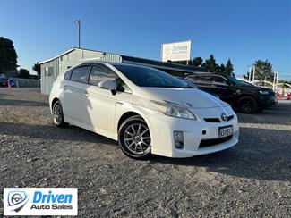 2009 Toyota Prius - Thumbnail