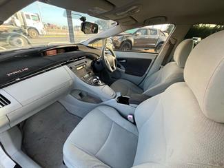 2009 Toyota Prius - Thumbnail