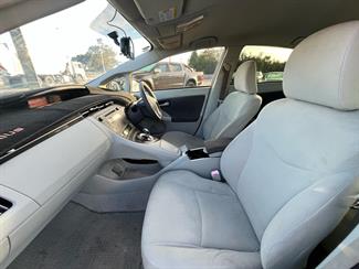 2009 Toyota Prius - Thumbnail