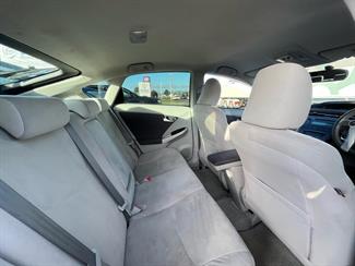 2009 Toyota Prius - Thumbnail