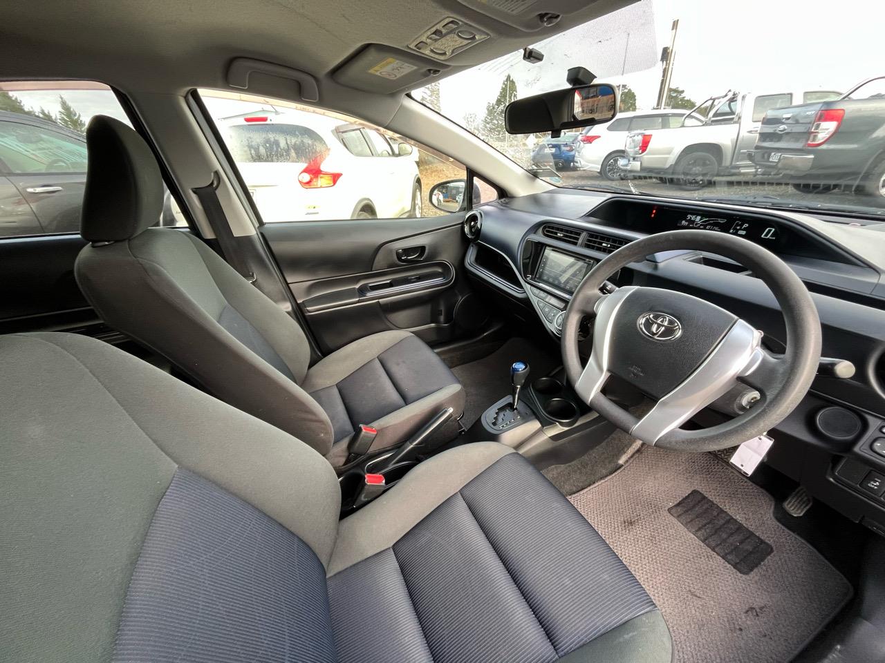 2015 Toyota Aqua