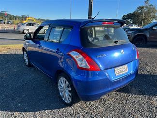 2013 Suzuki Swift - Thumbnail