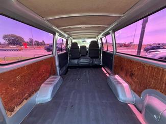 2007 Nissan Caravan - Thumbnail