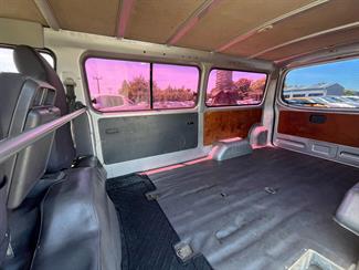 2007 Nissan Caravan - Thumbnail