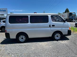 2007 Nissan Caravan - Thumbnail