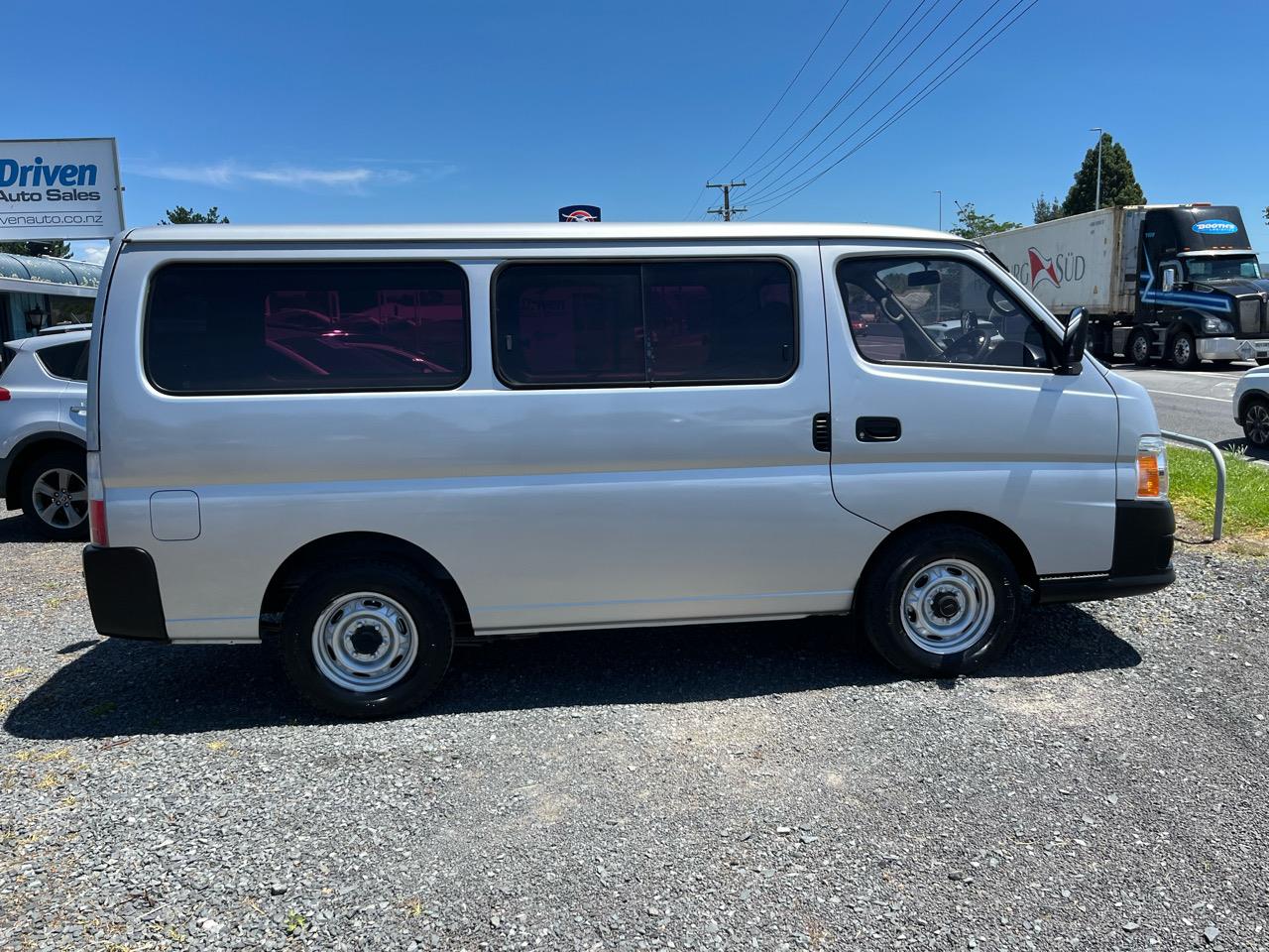 2007 Nissan Caravan