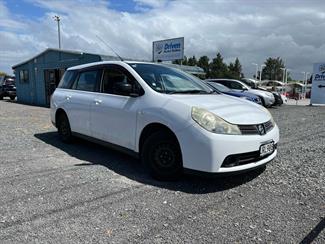 2006 Nissan Wingroad - Thumbnail