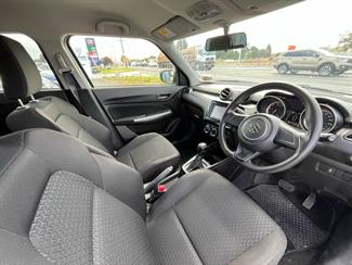 2019 Suzuki Swift - Thumbnail