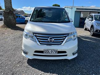 2016 Nissan Serena - Thumbnail