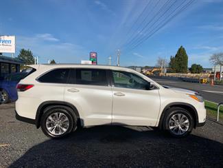 2015 Toyota Highlander - Thumbnail