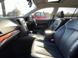 2011 Subaru Outback - Thumbnail