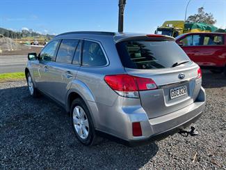 2011 Subaru Outback - Thumbnail