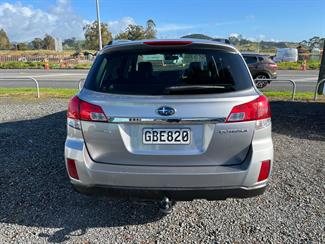 2011 Subaru Outback - Thumbnail