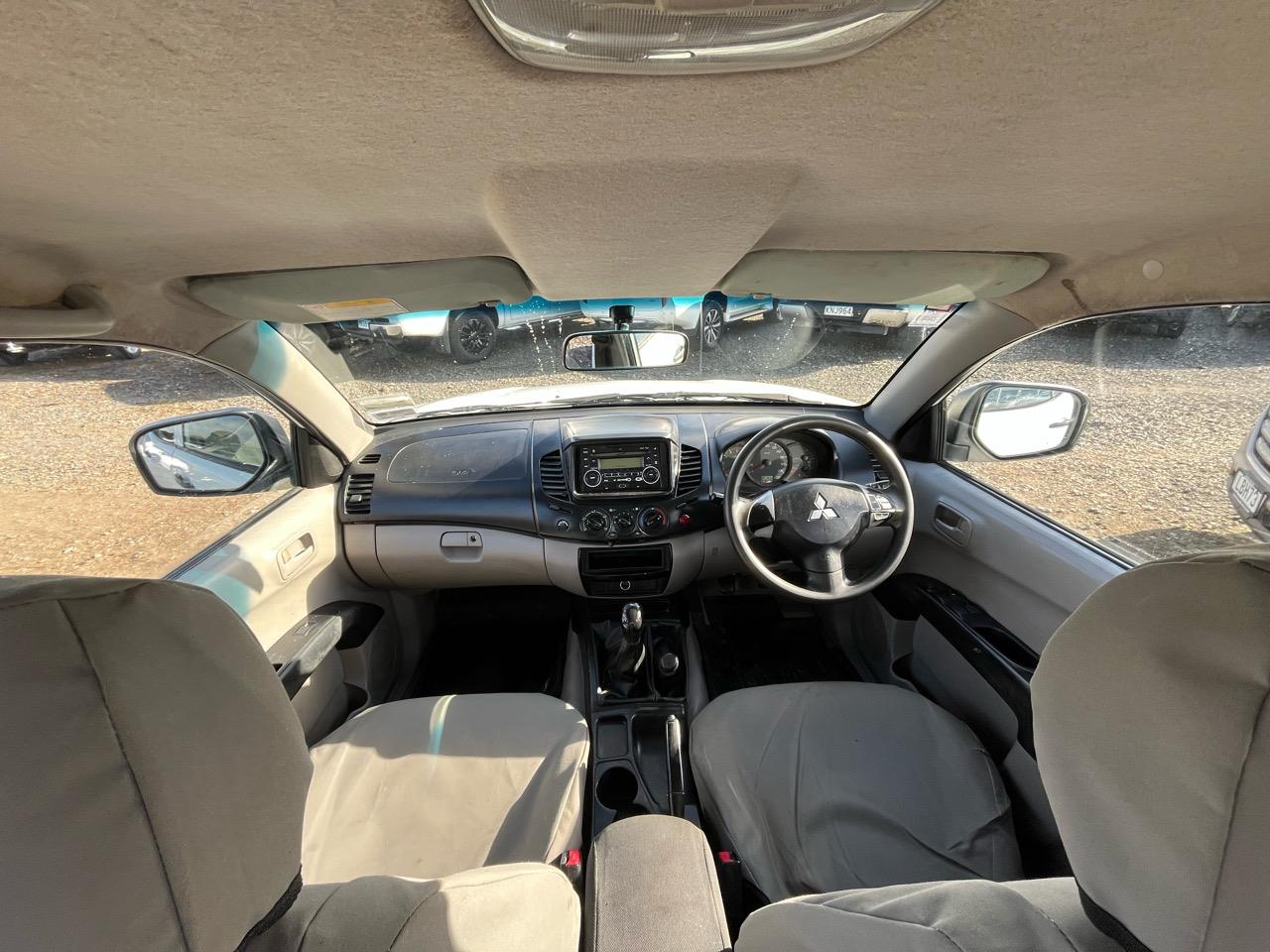 2012 Mitsubishi Triton
