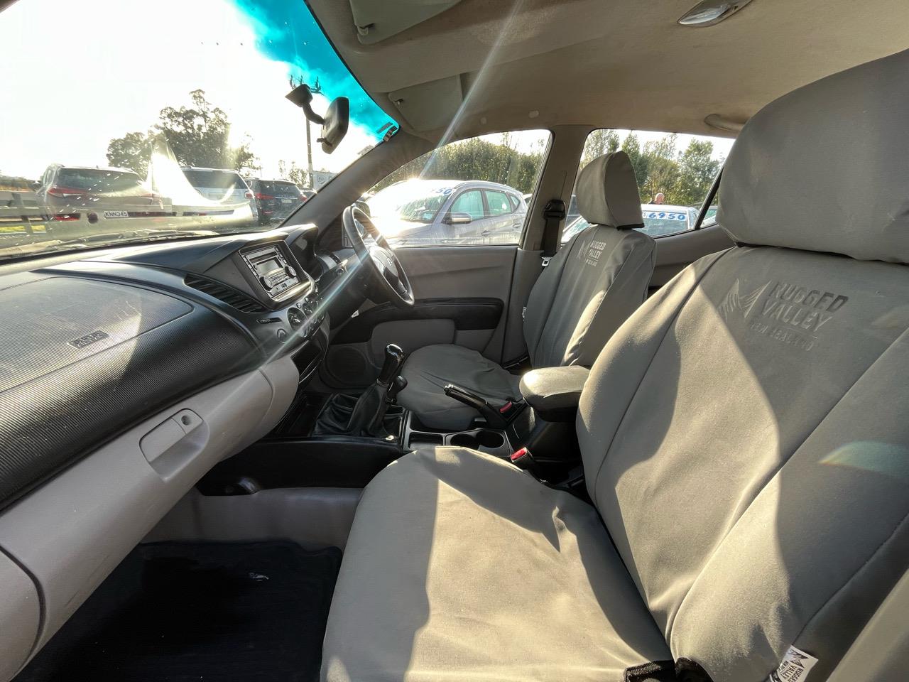 2012 Mitsubishi Triton