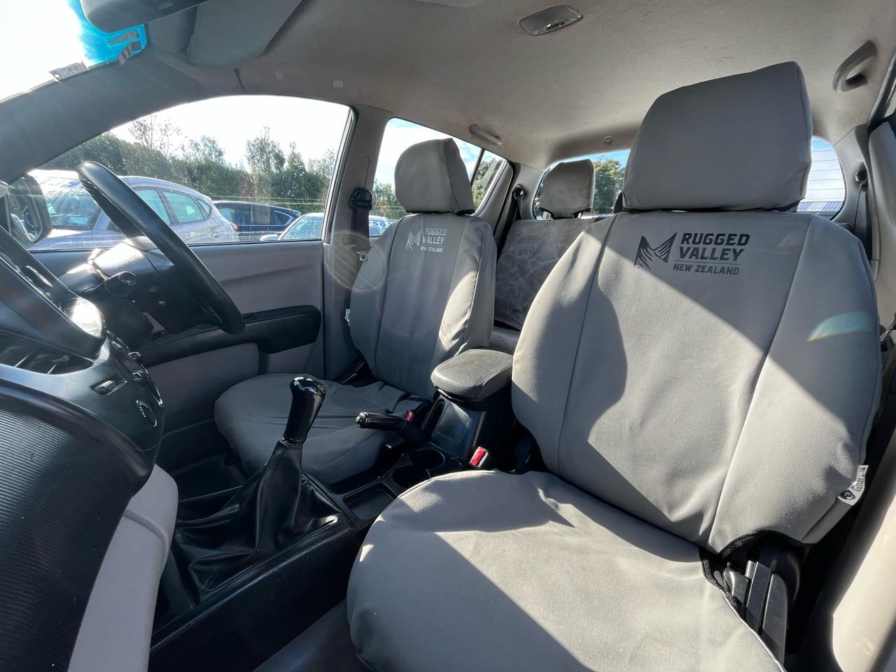 2012 Mitsubishi Triton