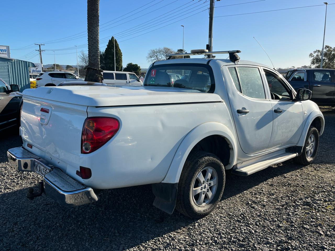 2012 Mitsubishi Triton