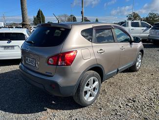 2007 Nissan Dualis - Thumbnail