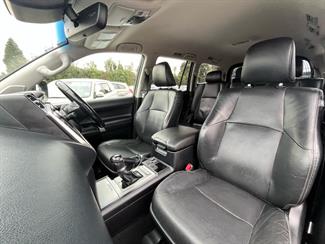 2018 Toyota Landcruiser Prado - Thumbnail